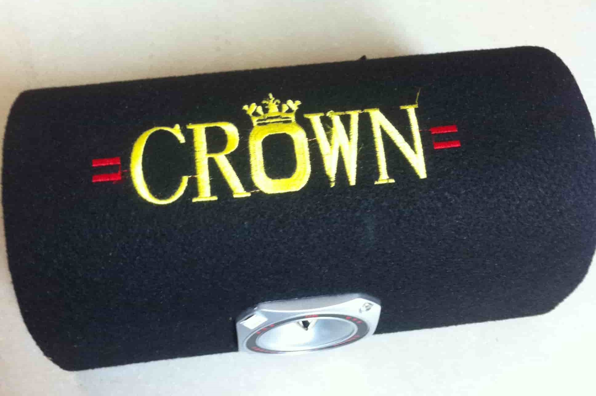 Loa Thẻ Nhớ Ô Tô CROWN